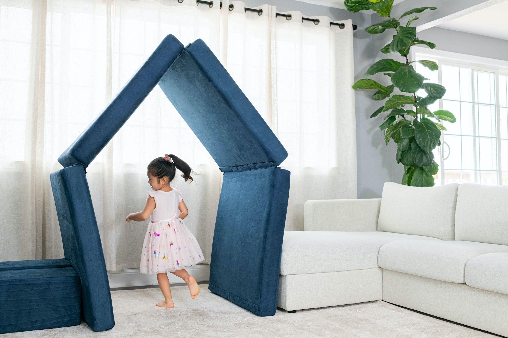 Kids building a fort with Figgy